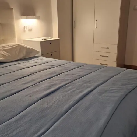 호스텔 A.l. Katekero *