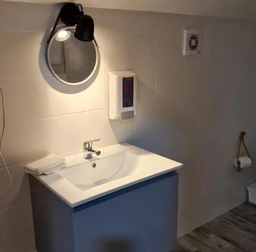 A.l. Katekero * كوستا نوفا