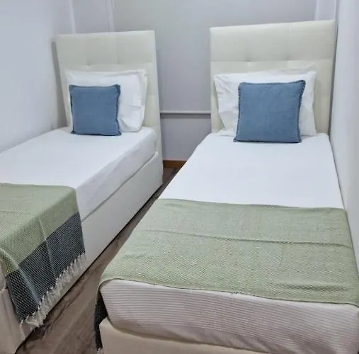 بيت شباب A.l. Katekero *