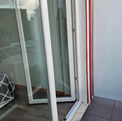 بيت شباب A.l. Katekero *