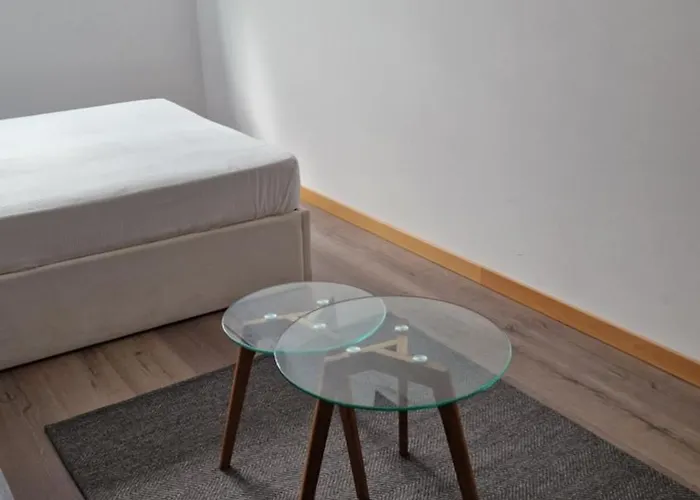 A.l. Katekero بيت شباب *