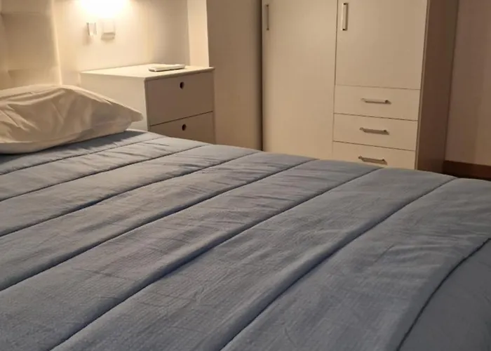 بيت شباب A.l. Katekero *